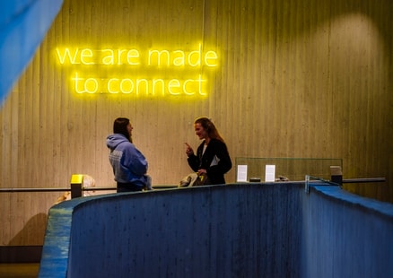 We are made to connect_Dauerausstellung